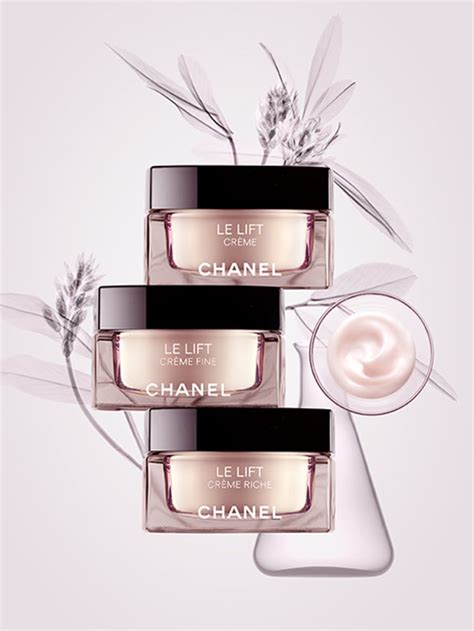 chanel le lift review.